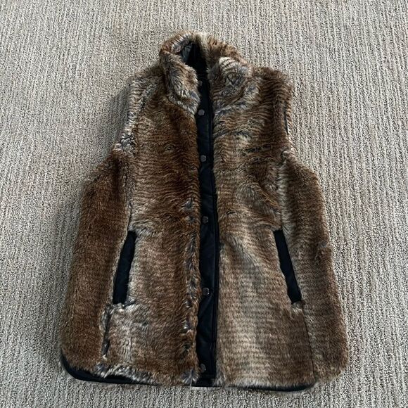 Bagatelle Brown Faux Fur Vest - Picture 1 of 6